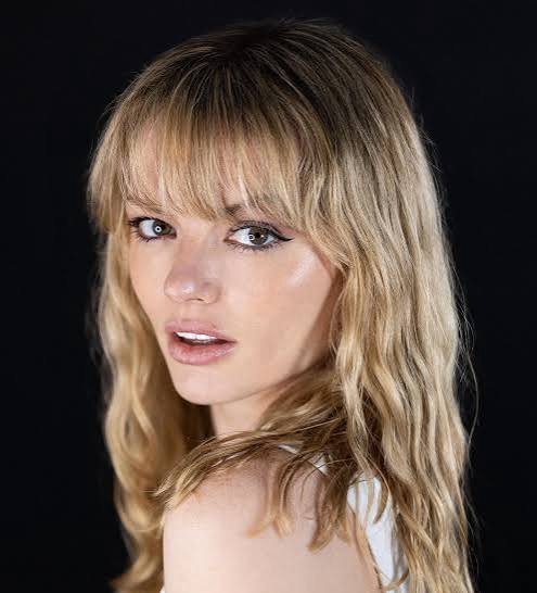 Sasha Sloan