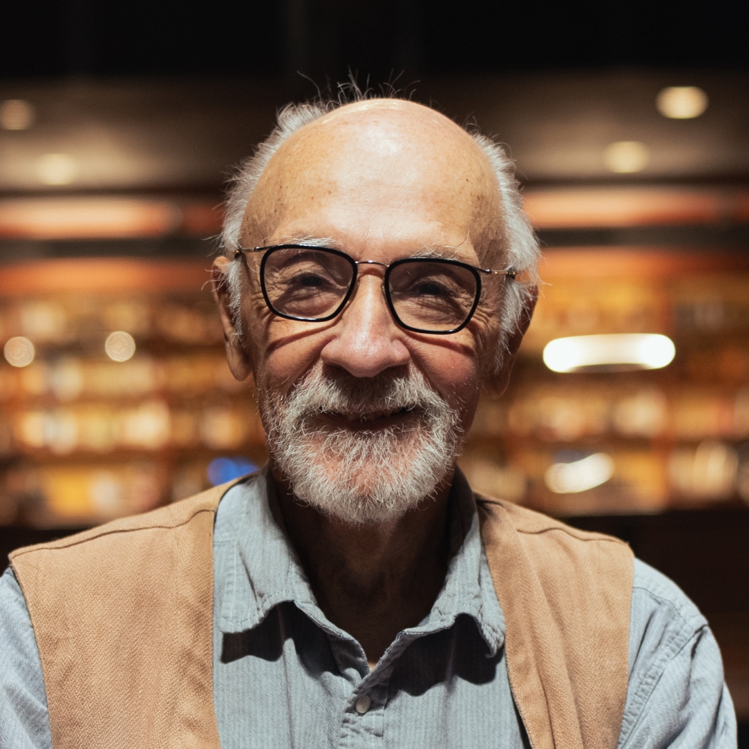 Chuck Elliott