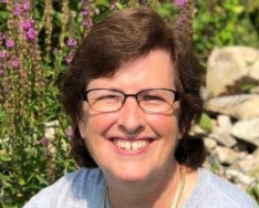 Jayne Knott