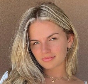 Claire Schroeder