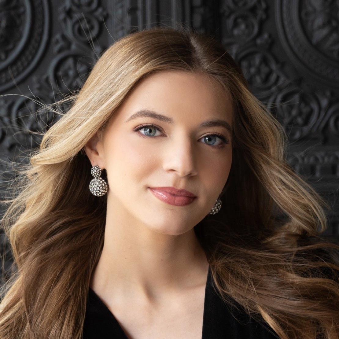 Belle Gray