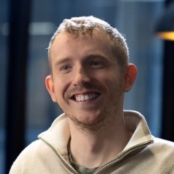 Andrew Dealey