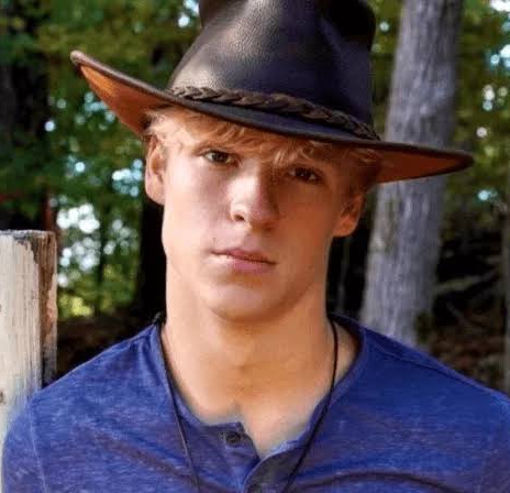 Bailey Littrell