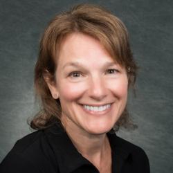 Lisa Devine