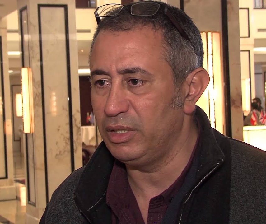Zahir Amoura