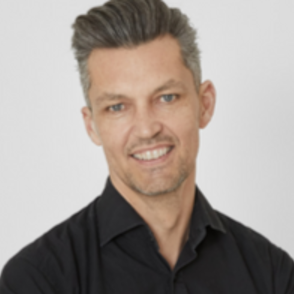 Rasmus Holst